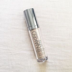 URBAN DECAY || Naked Skin Foundation